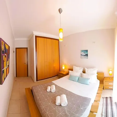 Nelo's Cousy Place Apartman Portimão
